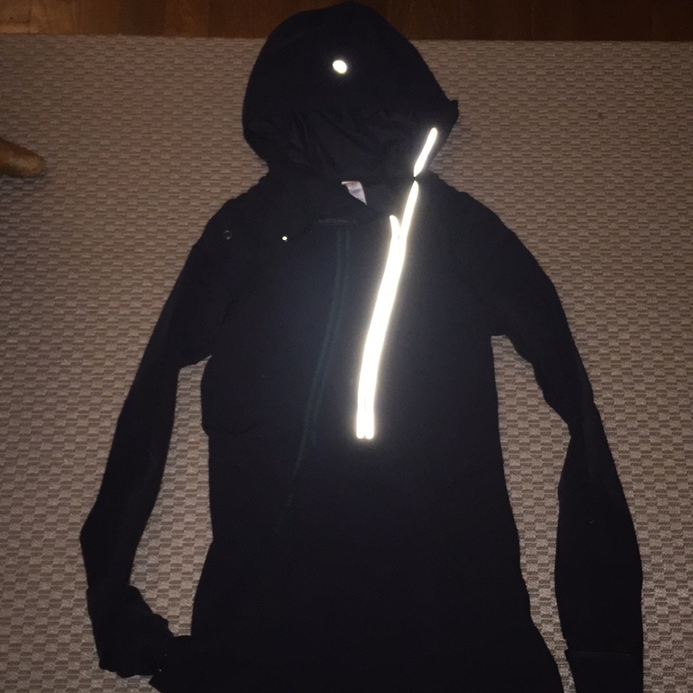 Lululemon Toasty Tech Half Zip Pullover. - image 2